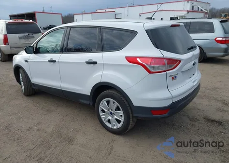 2016 Ford Escape S из США, поврежденный, VIN 1FMCU0F76GUC64456